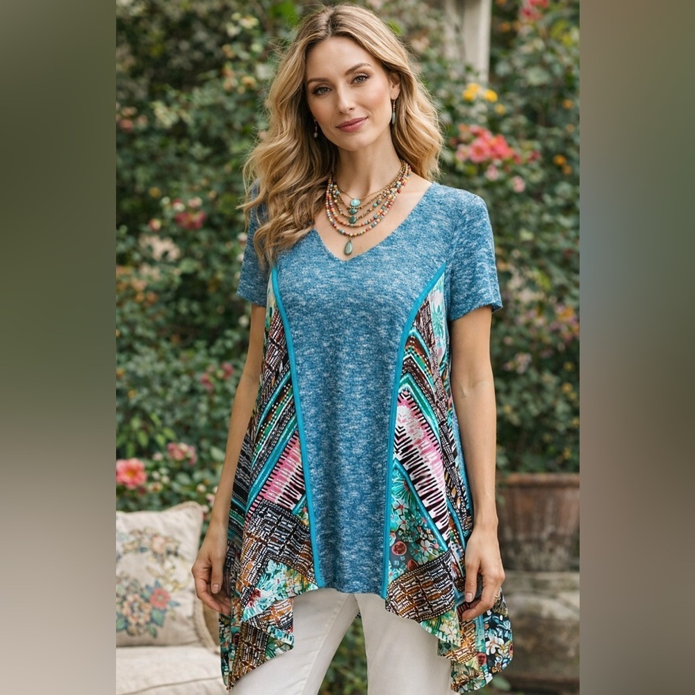 Poeme by Citron Womens Tunic Top Sz Medium Blue Mixed Media Knit Sharkbite Hem